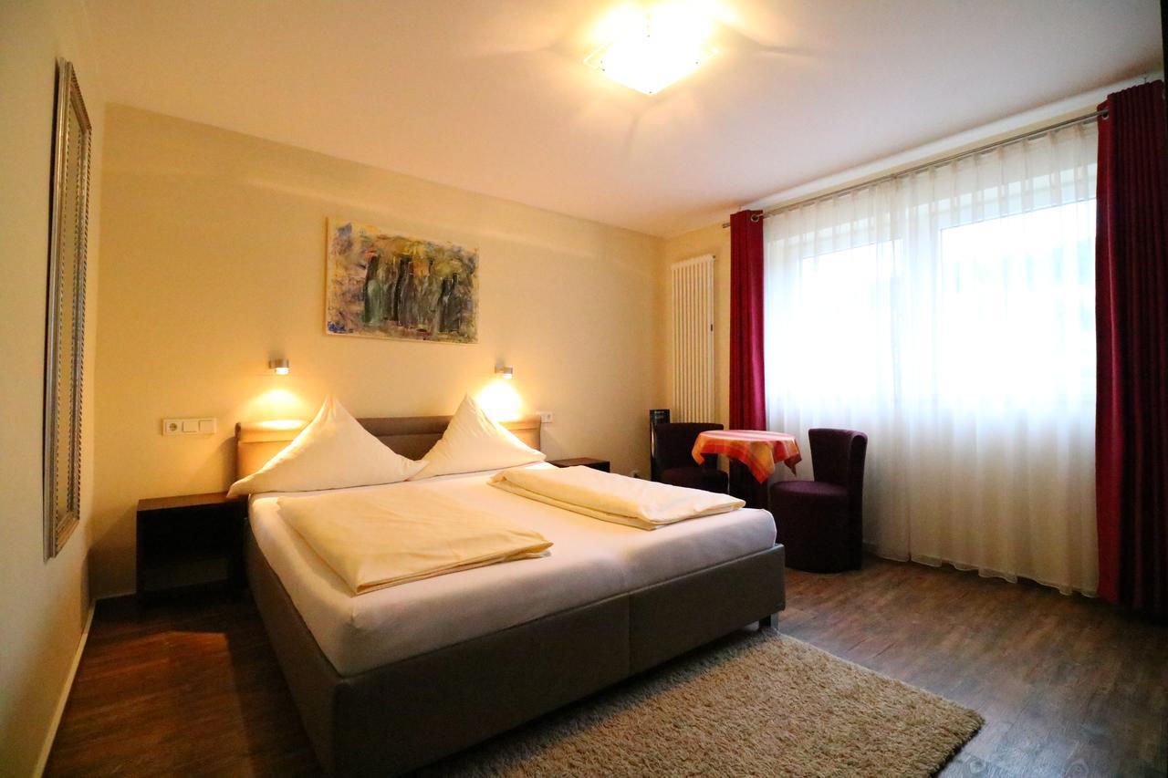 Christiana'S Wein & Art Hotel Бернкастель-Кюс Екстер'єр фото