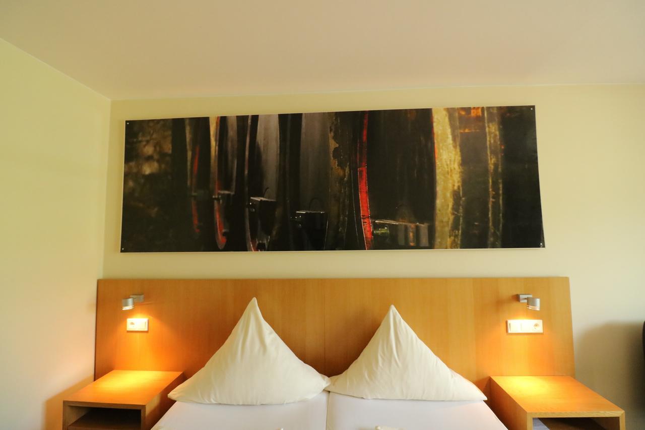Christiana'S Wein & Art Hotel Бернкастель-Кюс Екстер'єр фото
